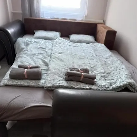 公寓 Fured Apartman Koztarsasag Utca 巴拉顿菲赖德