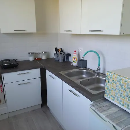 Fured Apartman Koztarsasag Utca